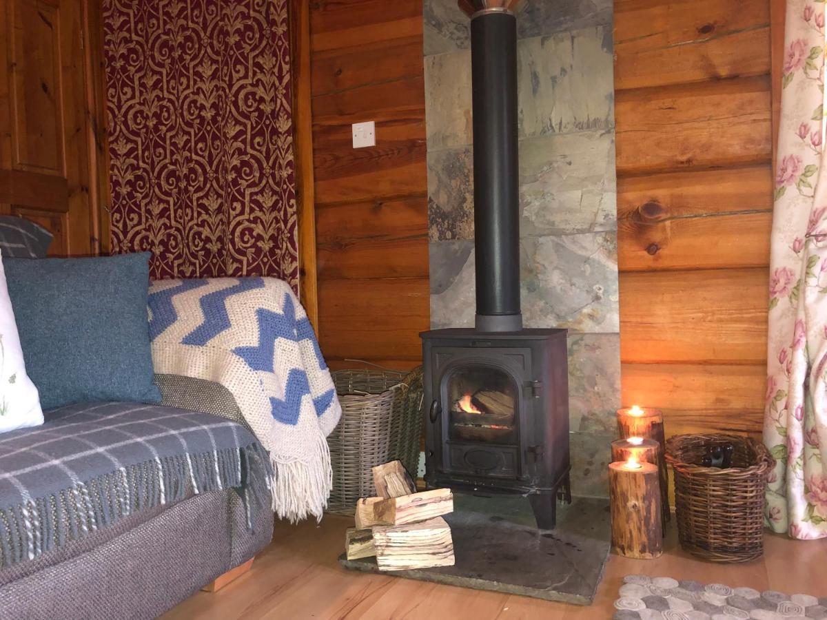 Log Home Village Ulverston Exterior foto